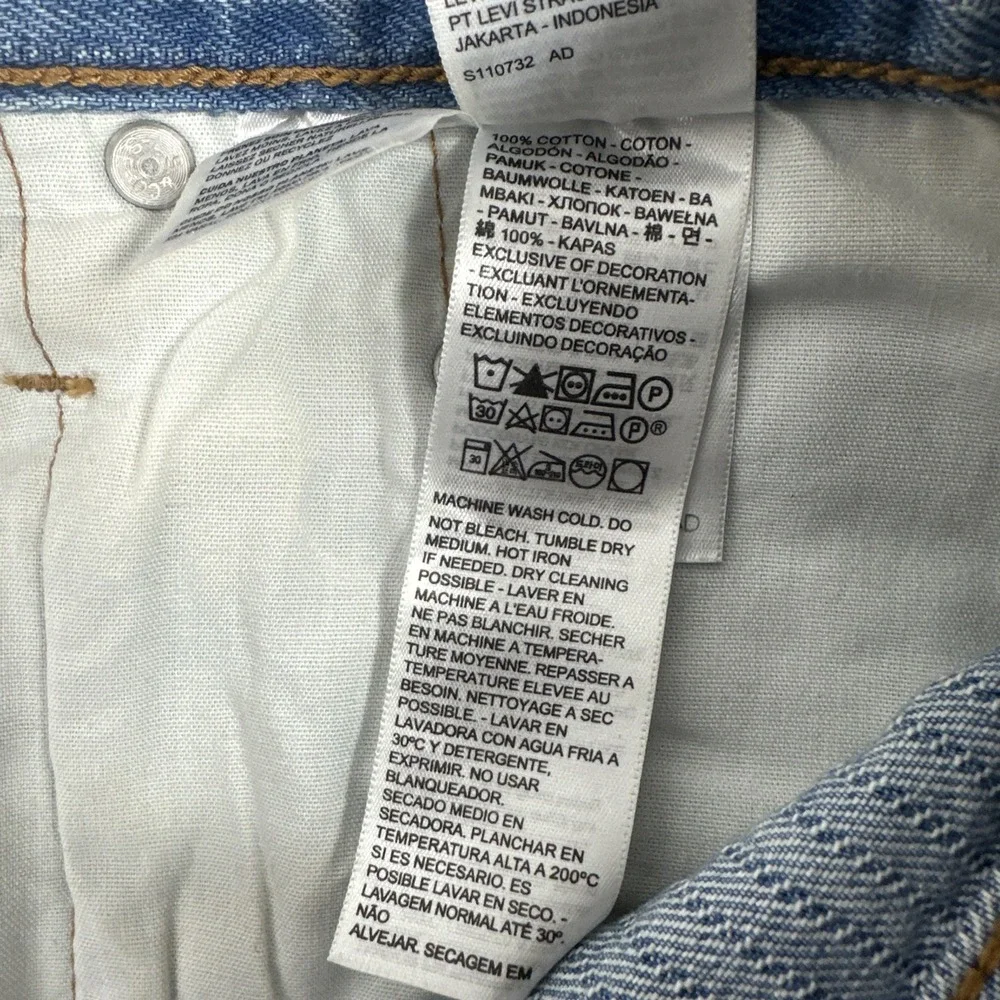 Levis 501 Shorts Womens Cut Offs Button Fly‎ Distressed Blue Medium Wash Size 30 - Picture 8 of 9